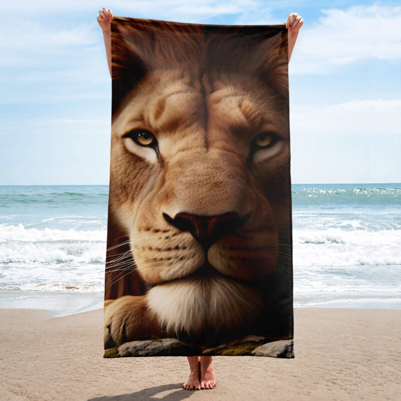 Lion Beach/Bath Towel, Majestic Gaze